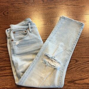 Madewell mid rise classic straight Light Wash Denim Jeans distressed size 25